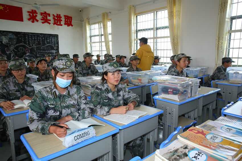 小孩读书读不进怎么办,孩子不爱学习的学校